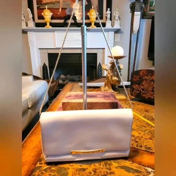 Kate Spade Clutch w/chain - Picture 1 of 9